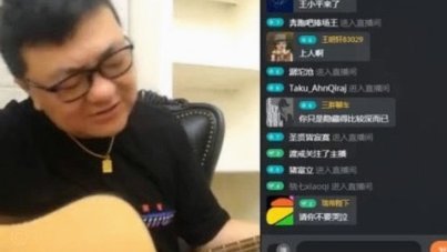 董路深夜直播：凌晨三点半的坚持