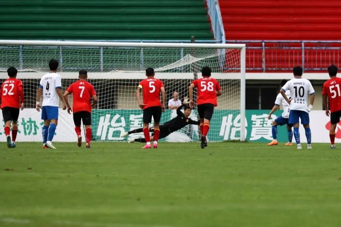 U17国脚张伯霖加盟湖北青年星