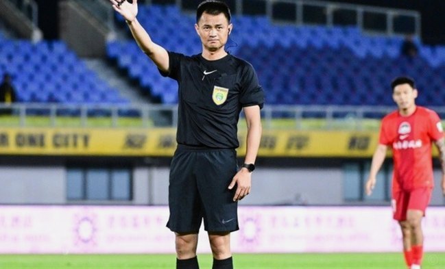 中超裁判安排：张雷执法国安铁人，李海新执法申花天津