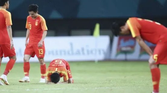 胡椒的传奇：从街头到世界杯