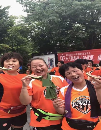 话说为什么没人在国内搞一只收费的精英队呢