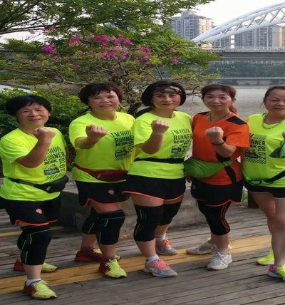 话说为什么没人在国内搞一只收费的精英队呢
